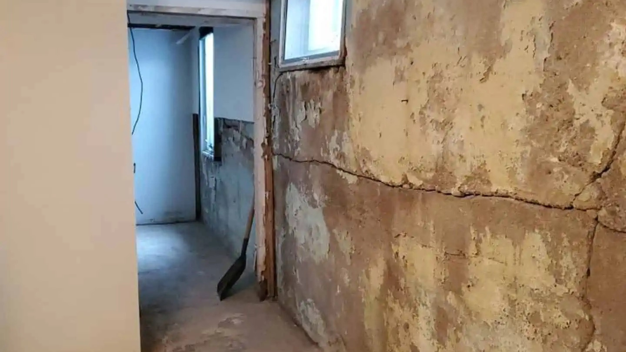 wall with visible crack running across
