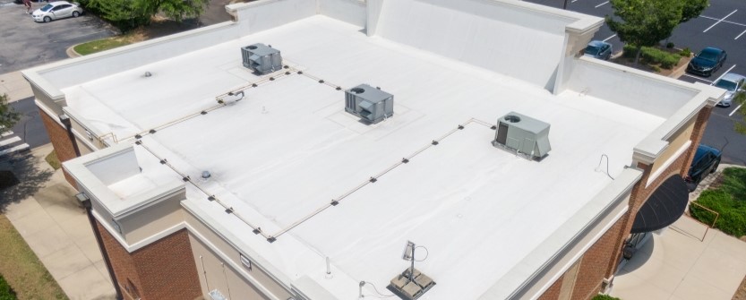 How Long Do Commercial Roofs Last in Lincoln, NE? Lifespan by Roof Type